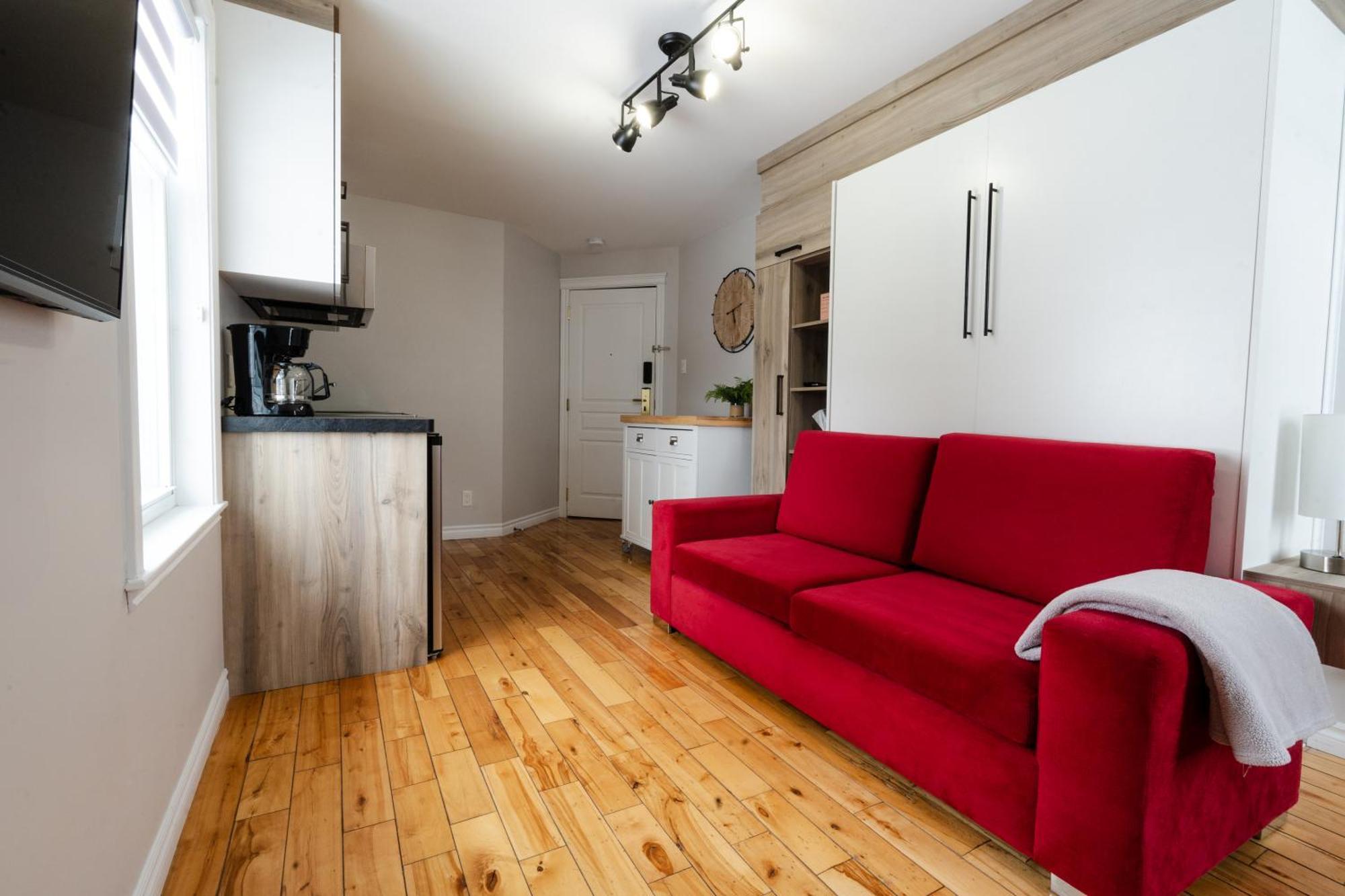 Hotel Les Quatre Bonheurs Amqui Eksteriør bilde